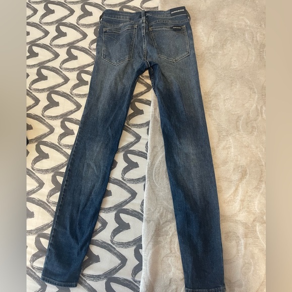 Calvin Klein Mid-Rise Women’s Jeans - Picture 3 of 4